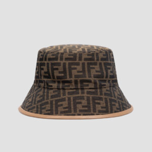 Шляпа Fendi